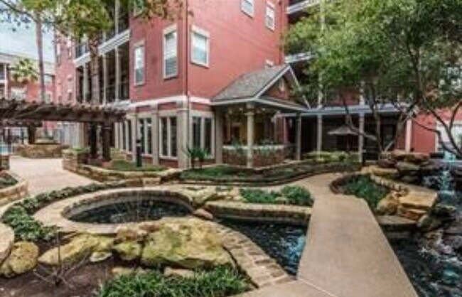 Building Photo - 2400 McCue Rd