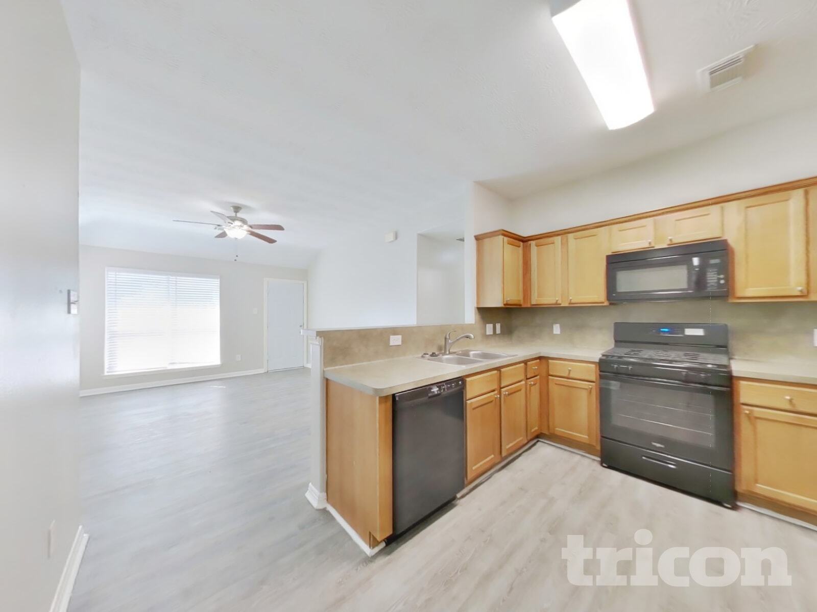 Building Photo - 24307 Hard Wood Dr