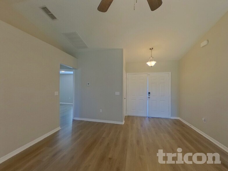 Building Photo - 1523 Merrimack Pkwy