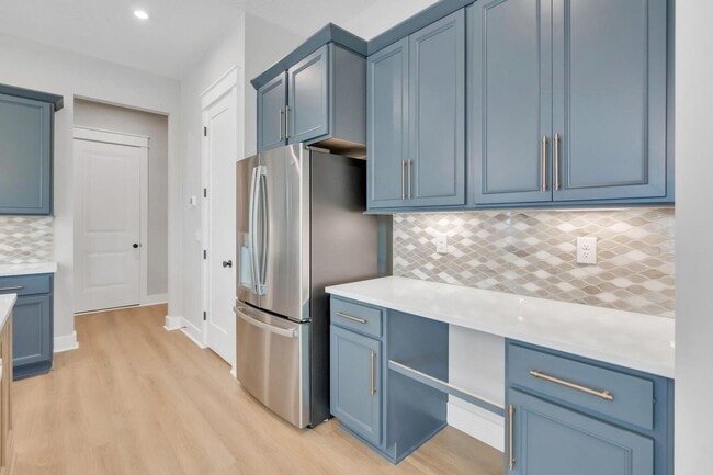 Building Photo - 299 Suwannee Dr