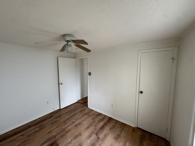 Building Photo - 138 Ruby St