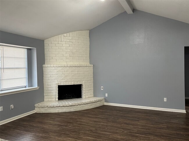 Building Photo - 15770 Chimney Rock Rd