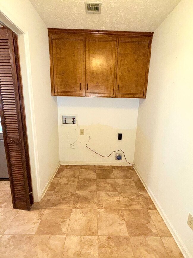 Building Photo - COMING SOON!