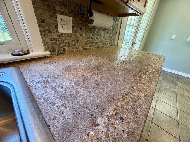 Building Photo - 2 Bedroom Rancher Available in Hershey!