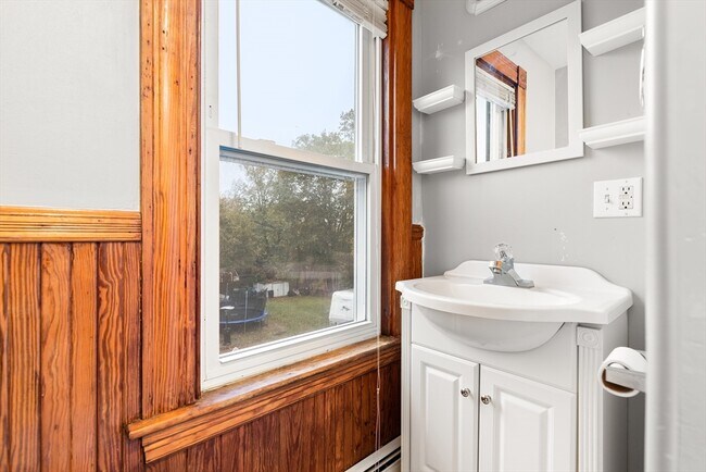 Building Photo - 64 Crapo St