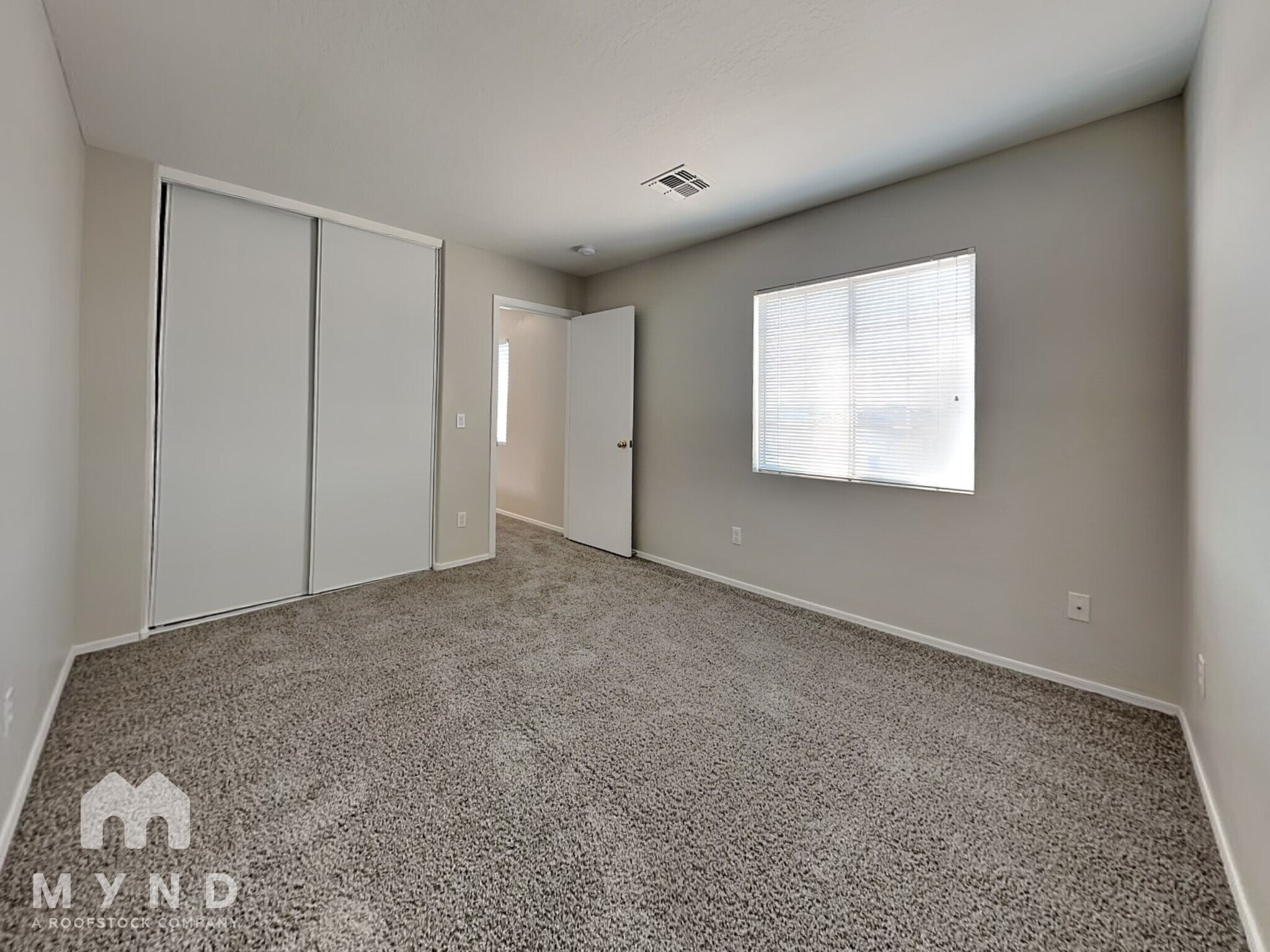 Building Photo - 12622 W Myer Ln