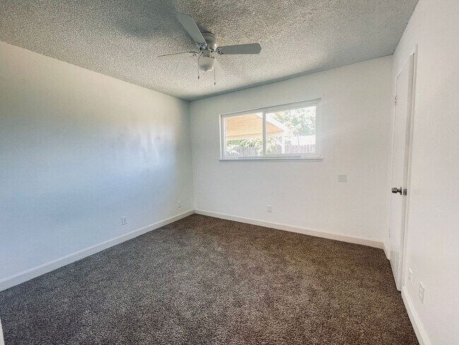 Building Photo - WELCOME TO YOUR NEXT CHAPTER IN FRESNO!