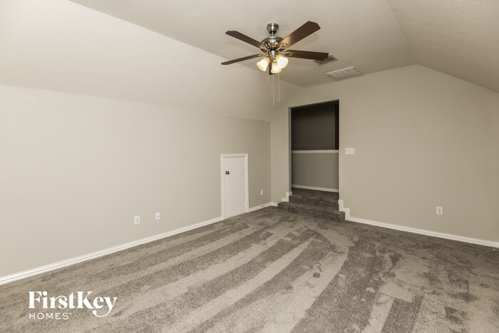 Building Photo - 1339 Lake Forest Dr