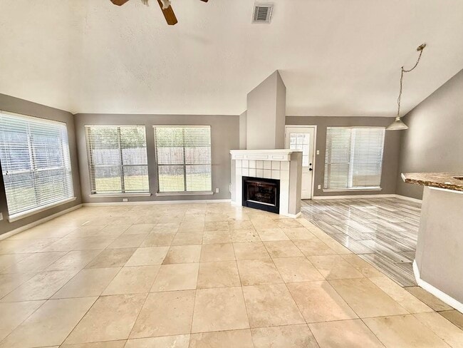 Building Photo - 8815 Champion Springs Cir