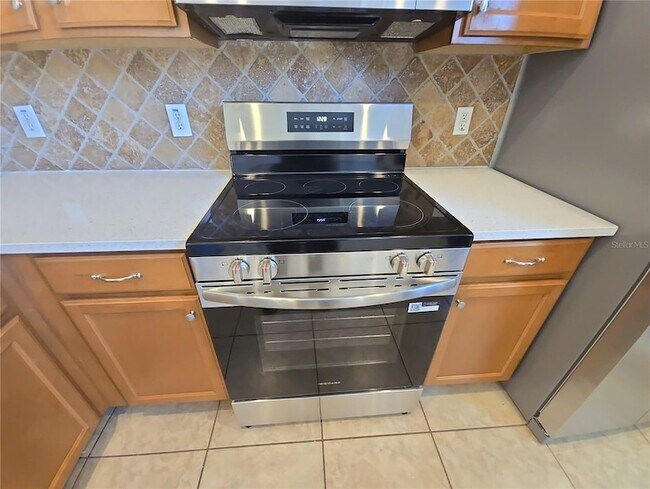 Building Photo - 5201 Sunset Canyon Dr
