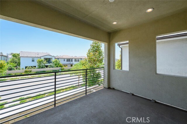 Building Photo - 210 Pin Ln
