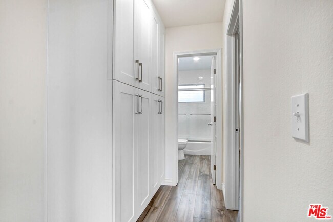 Building Photo - 1740 Hauser Blvd