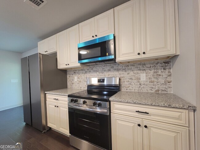 Building Photo - 411 Loblolly Ridge