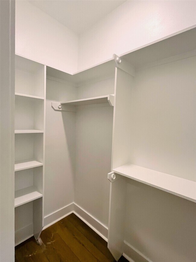 Building Photo - 3104 Arlington St