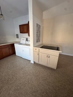 Kitchen Island -Washer Dryer - 717 Warner Ave