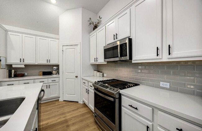 Building Photo - 17303 Merigold Hts Dr