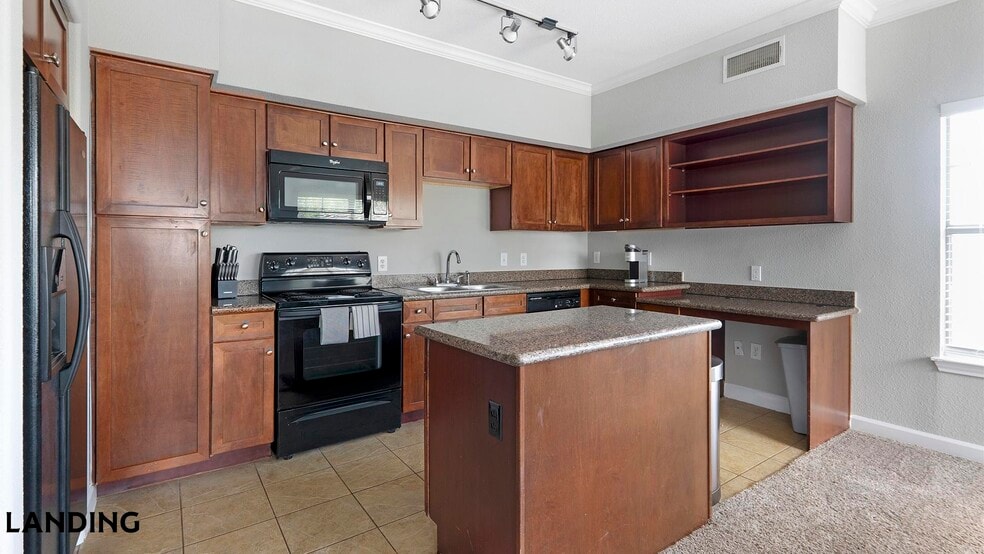 Building Photo - 6500 Champion Grandview Way