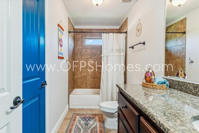 Building Photo - 8170 Tavira St