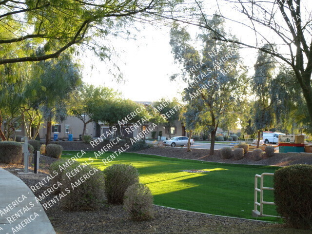 Building Photo - 2417 N 73rd Dr