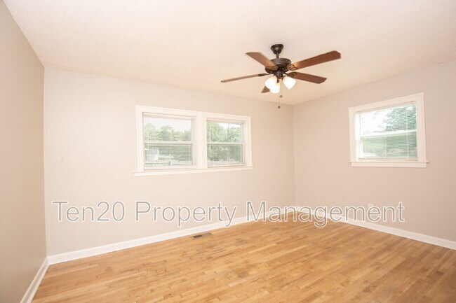 Building Photo - 2671 Dalewood Dr