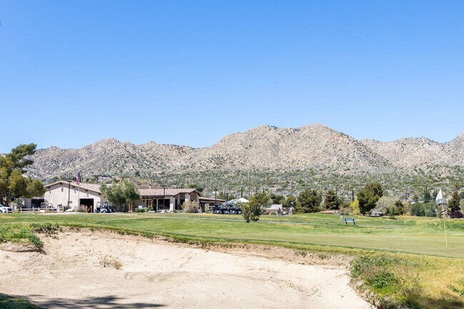 Building Photo - Move in Special $500 Deposit and Two Month...