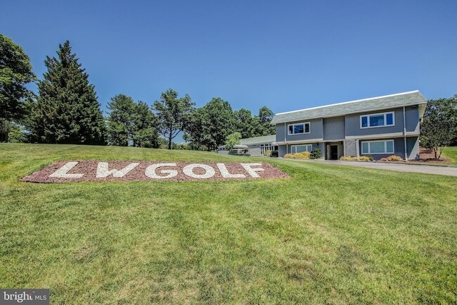 Building Photo - 3310 N Leisure World Blvd