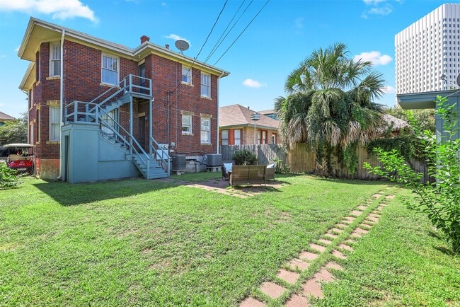 Building Photo - 1708 Market St