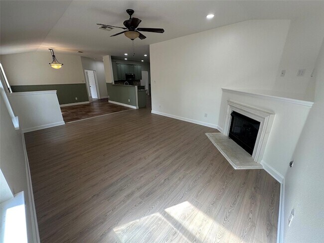 Building Photo - 3309 Blue Ridge Dr