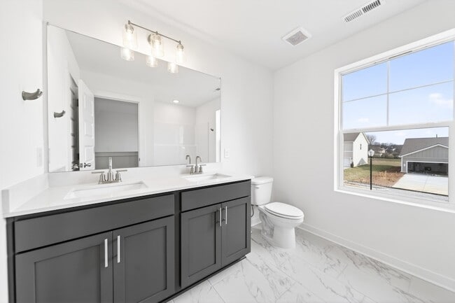 Building Photo - 7060 Sutton Dr