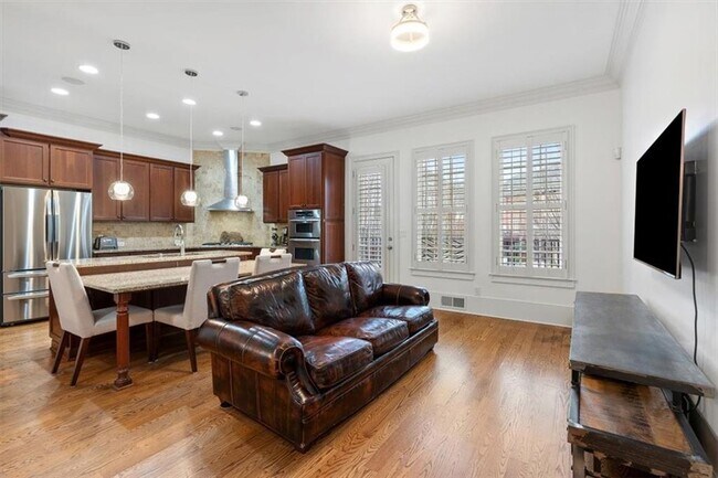 Building Photo - 4209 Whitby Way SE