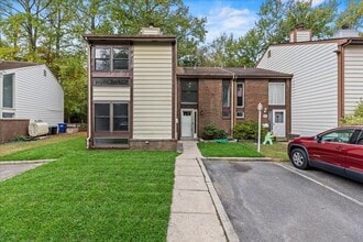 Building Photo - 421 Barton Run Blvd