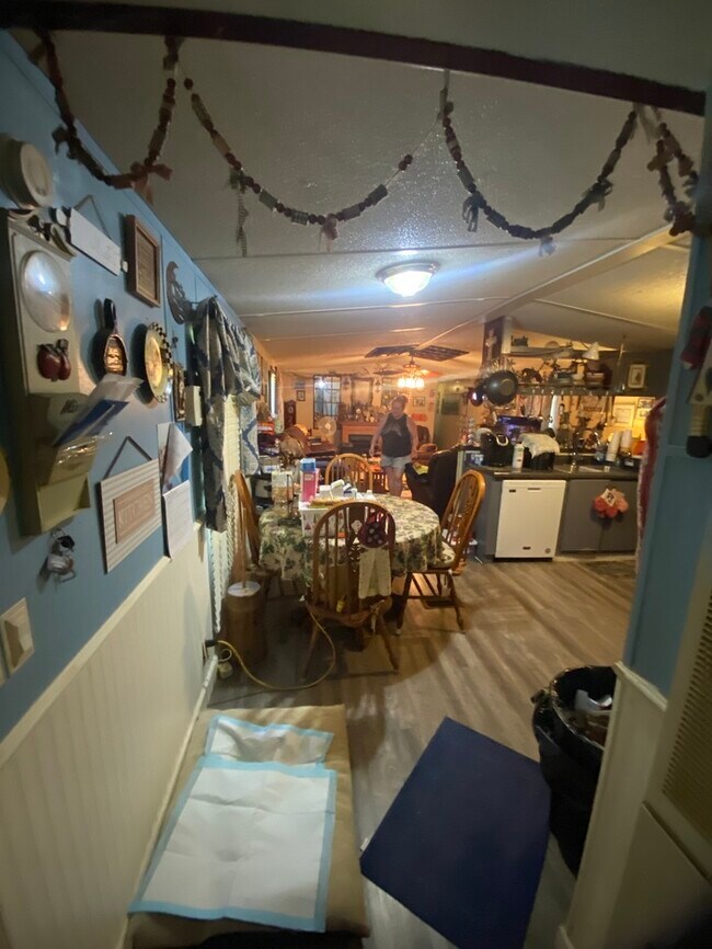 Building Photo - 1197 Ward Pl