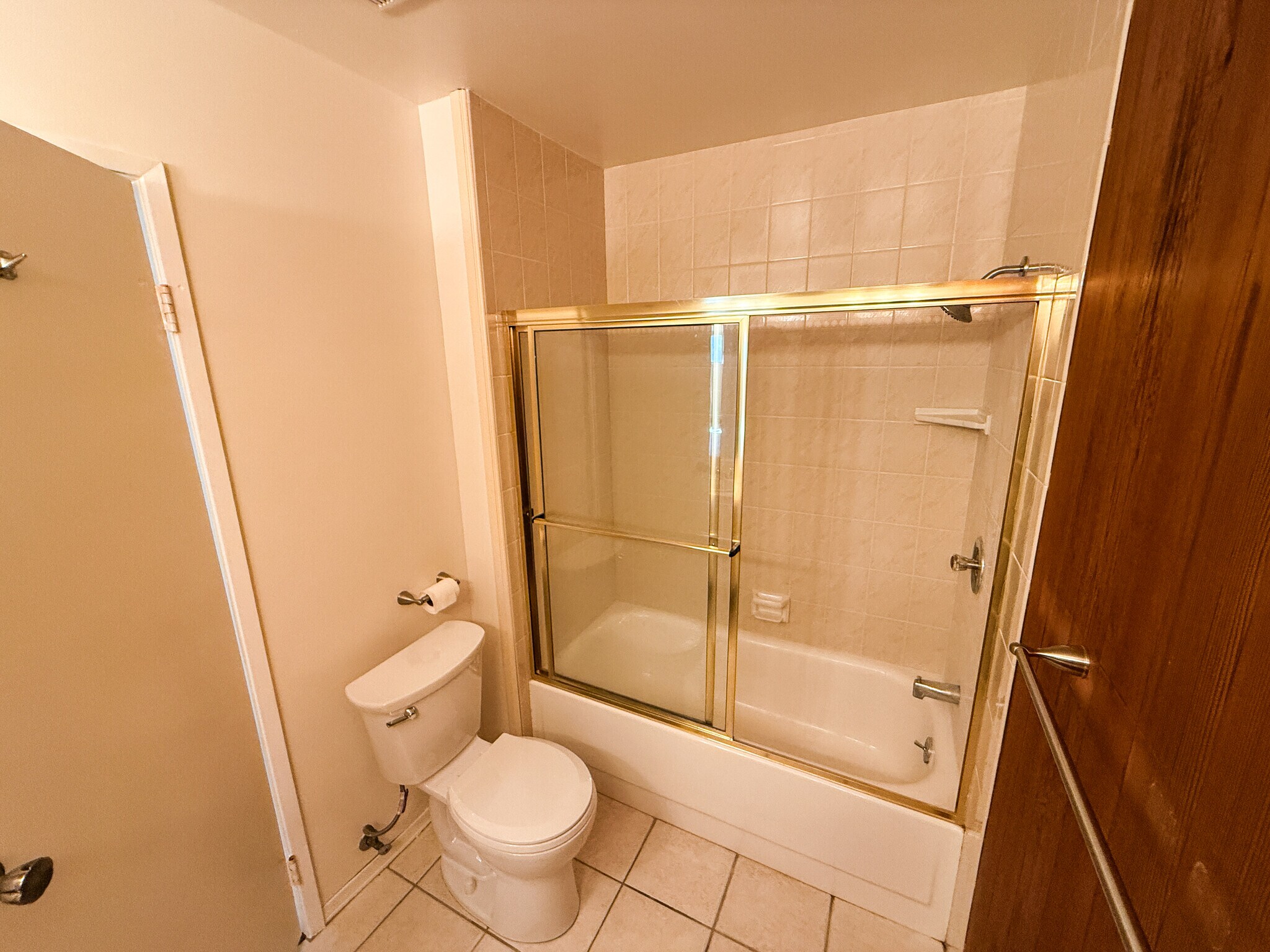 Building Photo - 7003 Batista St