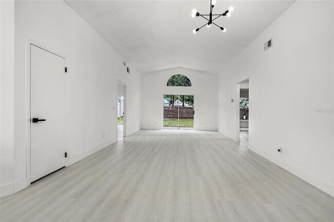Building Photo - 2978 Stillwater Dr