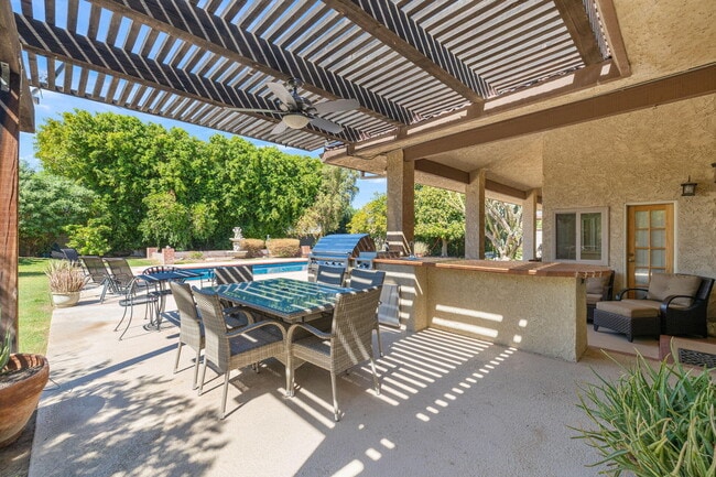 Building Photo - 72056 Palm Haven Dr