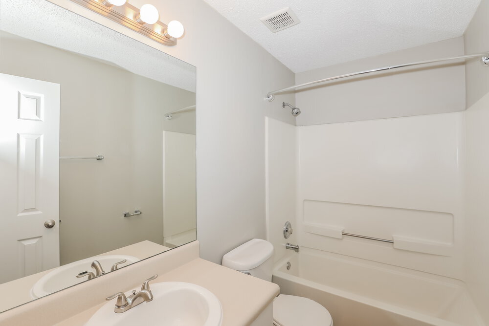 Building Photo - 172 Regency Park Dr