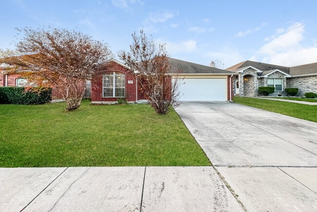 Building Photo - 1011 Caliente Dr