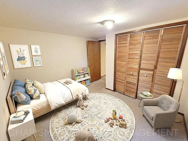 Building Photo - 4 BD, 2 BA - FENCED IN YARD, PRIVATE TRAILS, FINISHED UPPER AND LOWER LIVING AREAS, ATTACHED GARAGE!