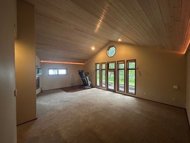 Building Photo - Amazing Home on the River with Greenhouse,...