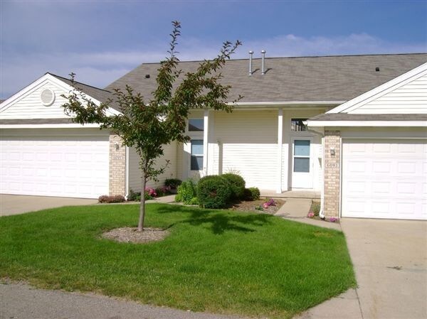 Building Photo - 1695 Bloomfield Dr SE