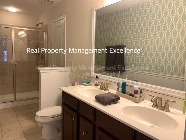 Building Photo - 468 Panorama View Loop