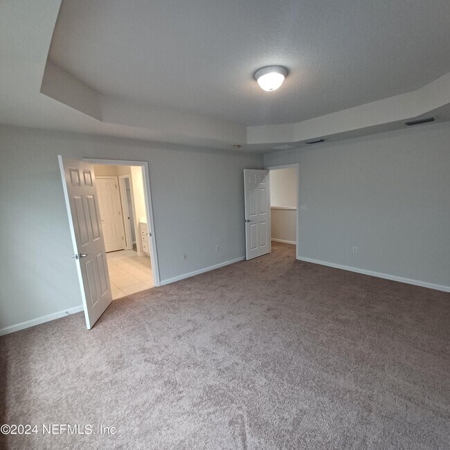 Building Photo - 6270 Autumn Berry Cir
