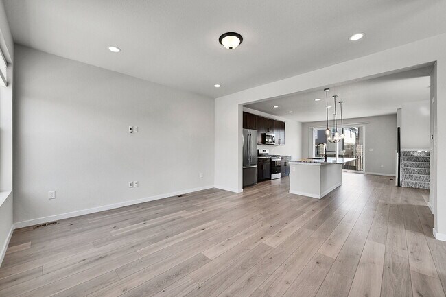 Building Photo - $2,650 - 4 bed, 3.5 bath updated home in C...