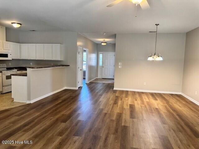 Building Photo - 130 Oak Towne Dr