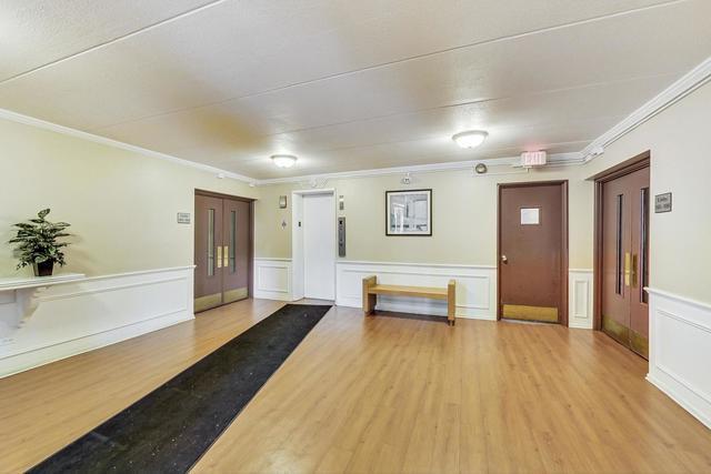 Building Photo - 535 S Cleveland Ave