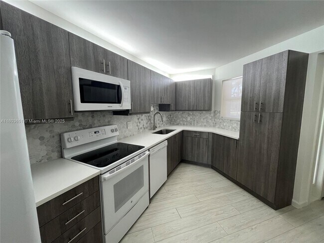 Building Photo - 5850 Camino Del Sol
