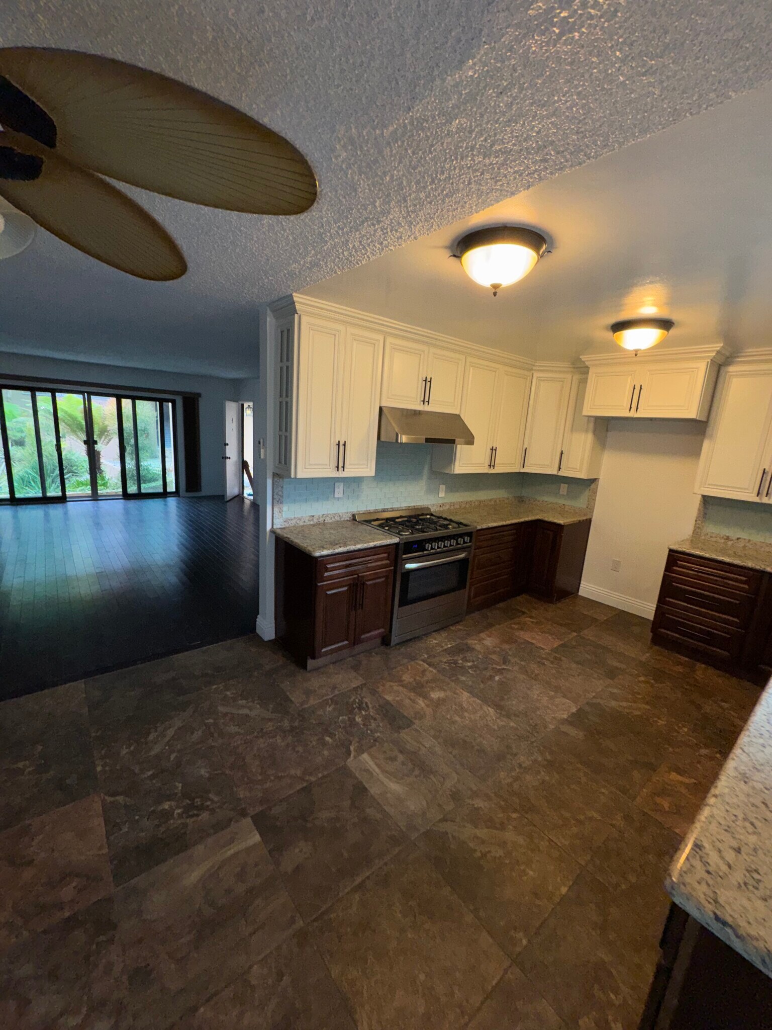 Building Photo - 4404 Don Miguel Dr