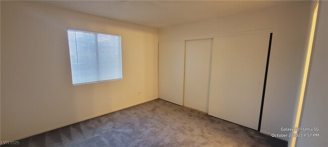 Building Photo - 1208 Observation Dr