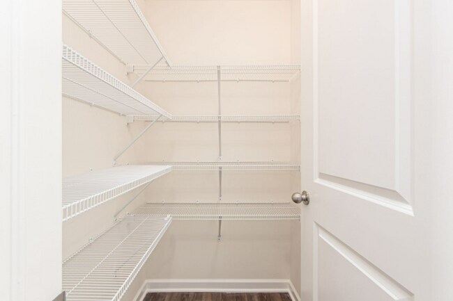 Building Photo - 317 Raccoon Ave