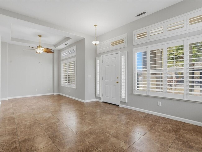 Building Photo - Spanish Springs Dream